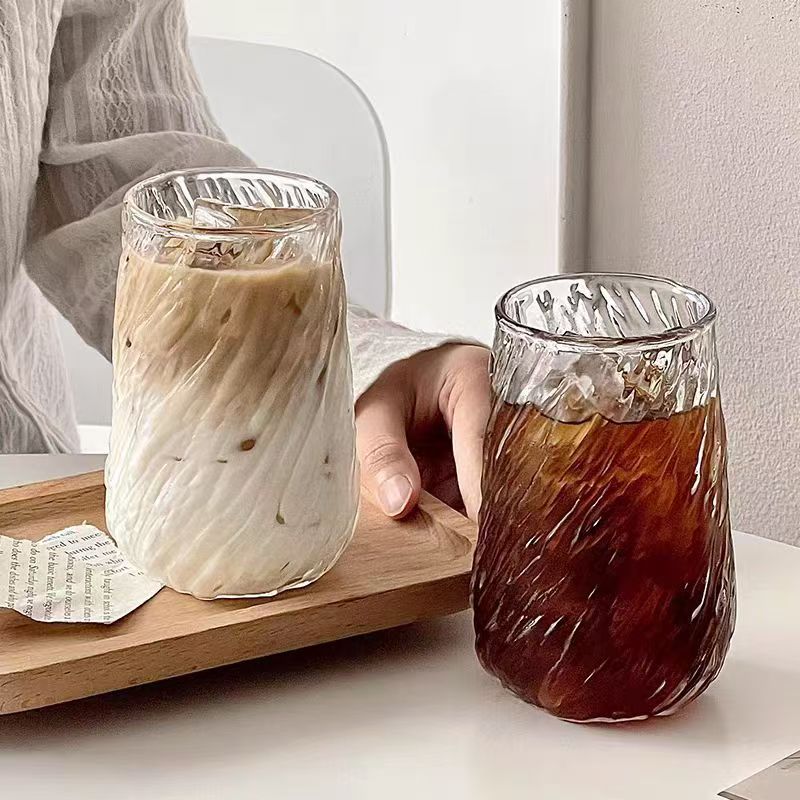 Hay muchos tipos de productos de vidrio en China