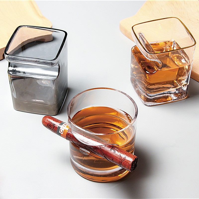 Vaso De Whisky Cigarro