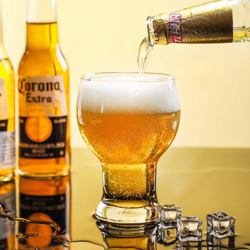 Jarra de cerveza de cristal