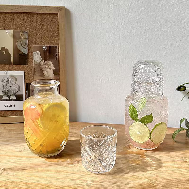Tetera y jugo con textura tejida en relieve transparente de gran capacidad y alto valor