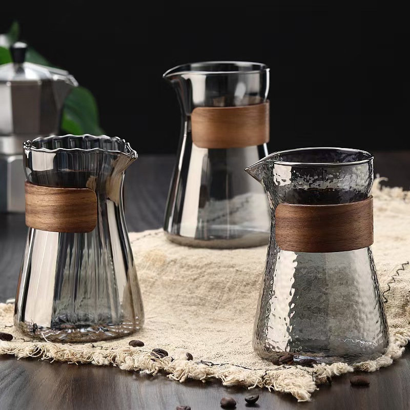 Los fabricantes comparten una cafetera manual de gran venta