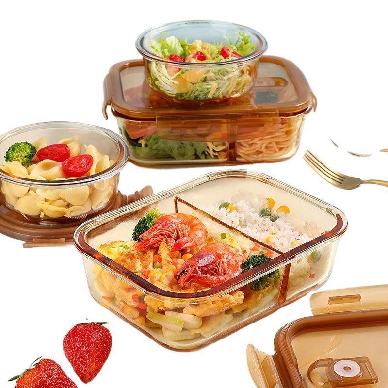 Trabajadores de oficina con caja de tapa bento