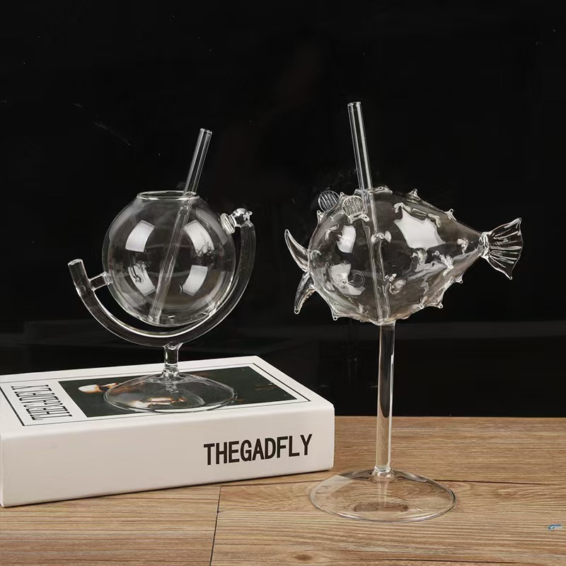 Copa de cóctel personalizada con forma de globo terráqueo de celebridades de Internet